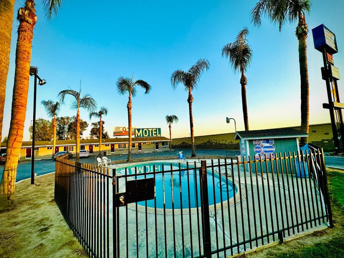 King'S Inn Motel Kingsburg Exterior foto